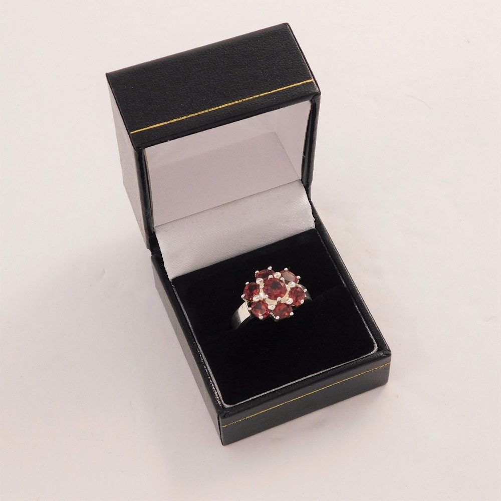 Retro Cz Ruby Sterling Silver Cluster Ring Sz.7 - image 2